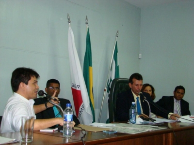 Secretário de Saúde comparece à Câmara para esclarecer sobre a saúde em Várzea da Palma
